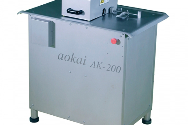 香腸扎線機(jī)的特點(diǎn)